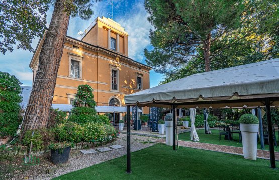 For sale Commercial property City Bologna Emilia-Romagna